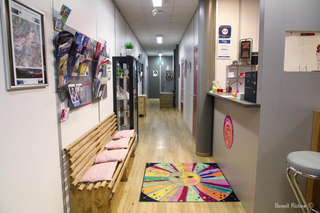 Hostel Backpacker Le Petit Baroudeur Champéry Zewnętrze zdjęcie